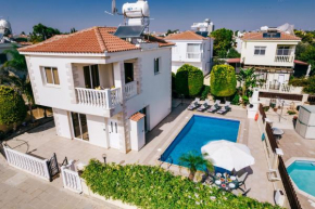 Villa Scarlett